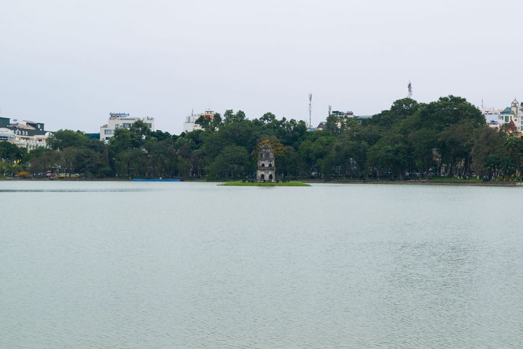 Hoan Kiem Lake een van de highlights van Hanoi