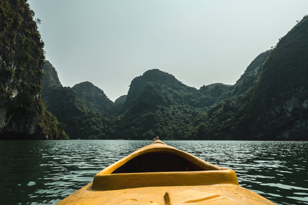 Backpack route Vietnam - Halong Bay