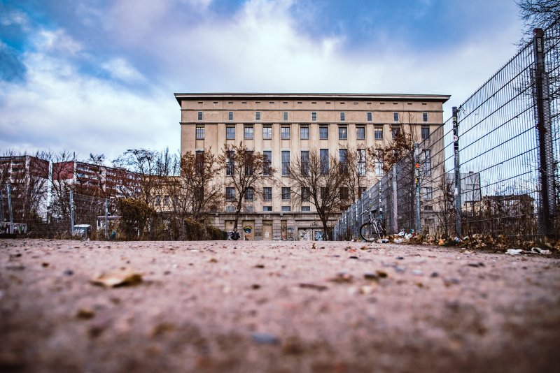 Hoe kom je de Berghain Binnen?