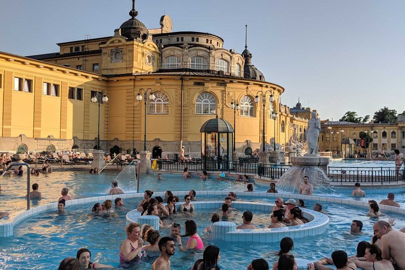 De beste badhuizen van Boedapest - welk van de thermale baden van Boedapest moet jij bezoeken?